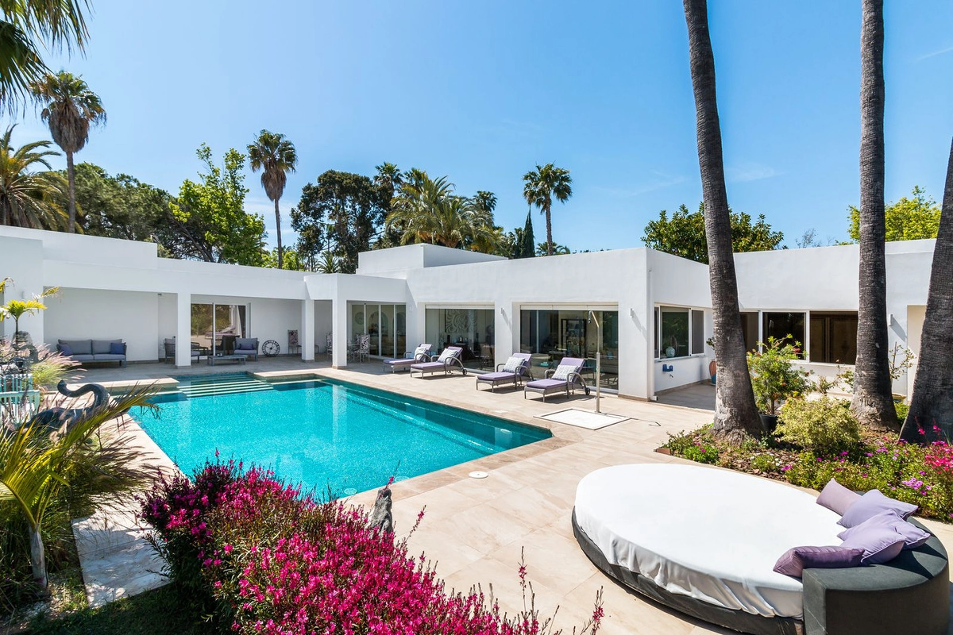 Villa en venta en Benahavis