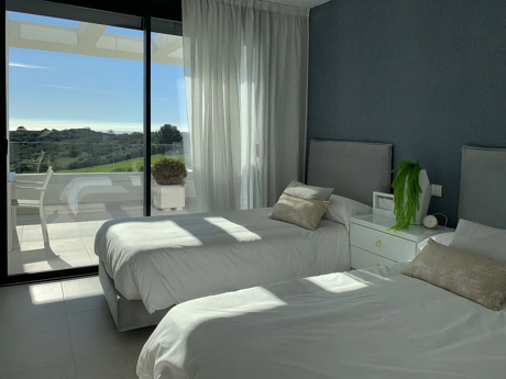 Penthouse for sale in Estepona