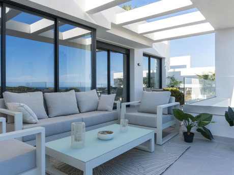 Penthouse for sale in Estepona