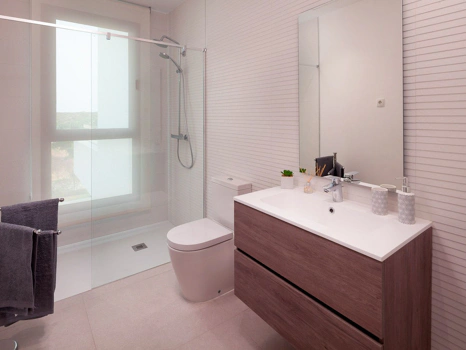 Villa for sale in Estepona