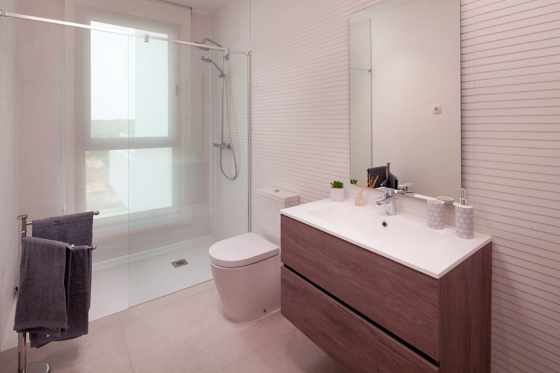Villa for sale in Estepona