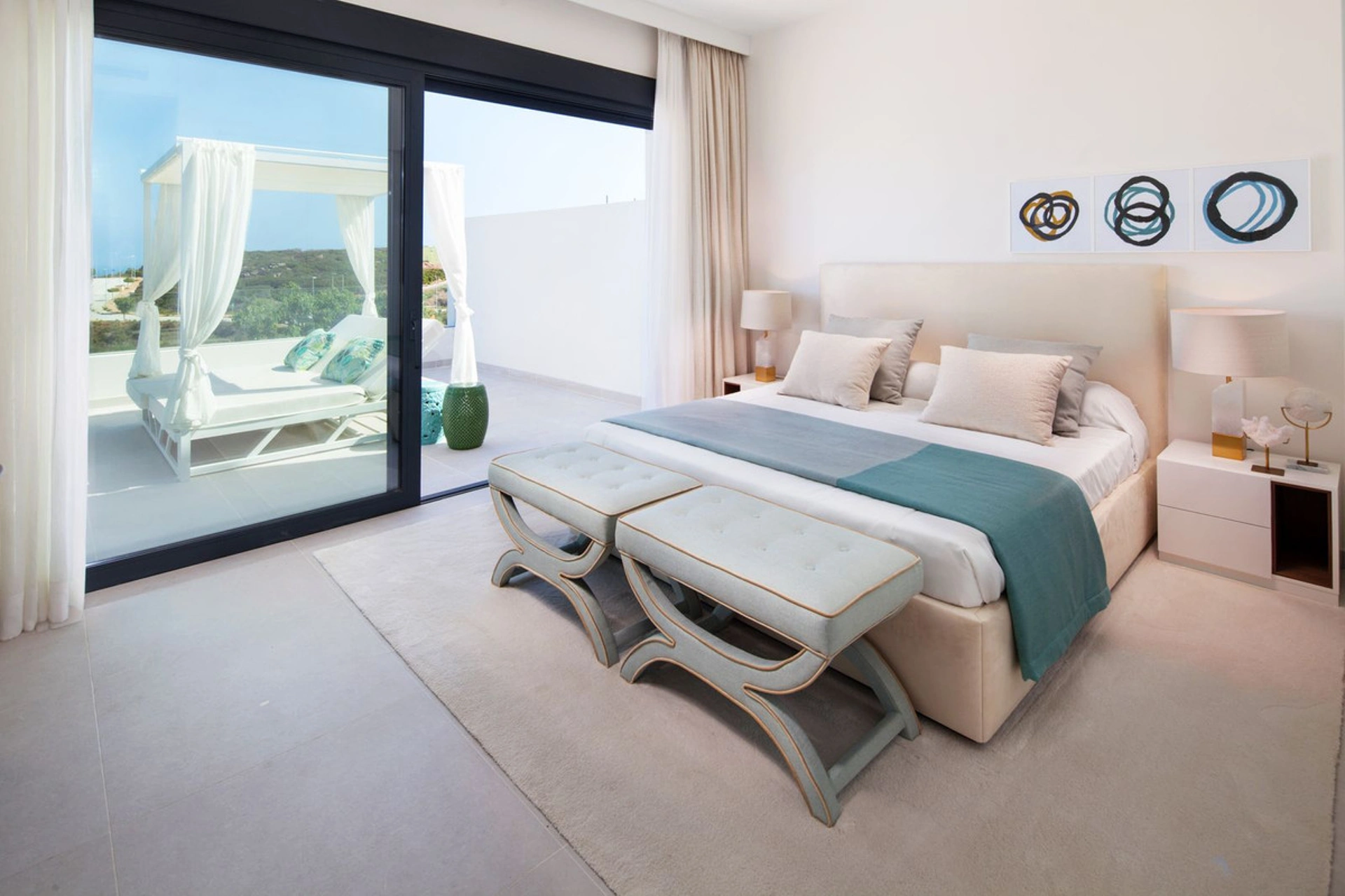 Villa for sale in Estepona
