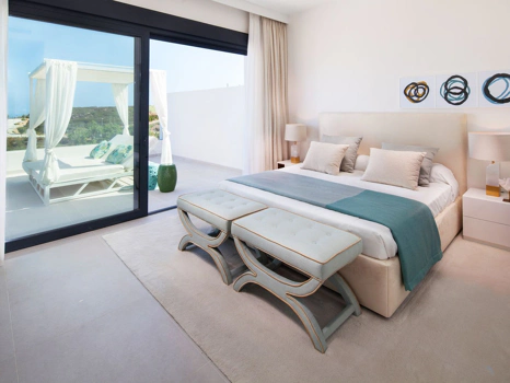 Villa for sale in Estepona