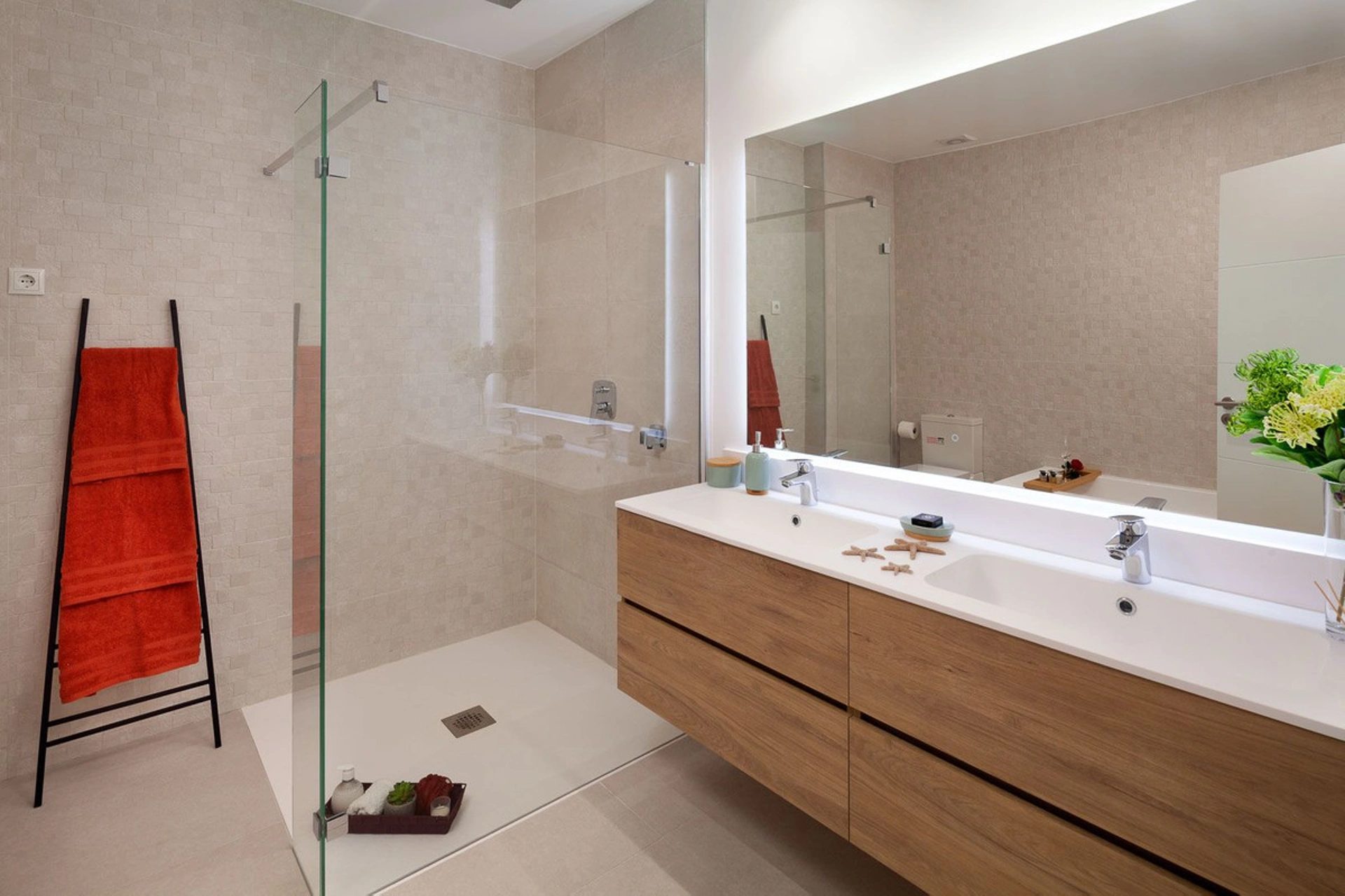 Villa for sale in Estepona