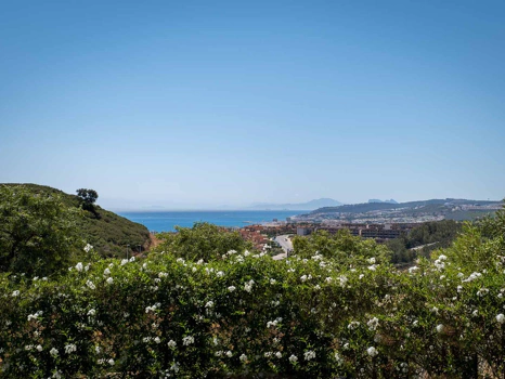 Villa for sale in Estepona