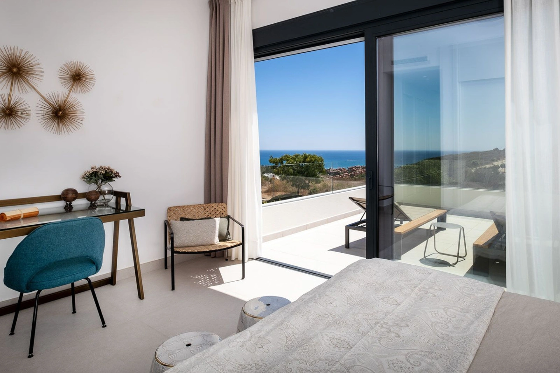 Villa for sale in Estepona