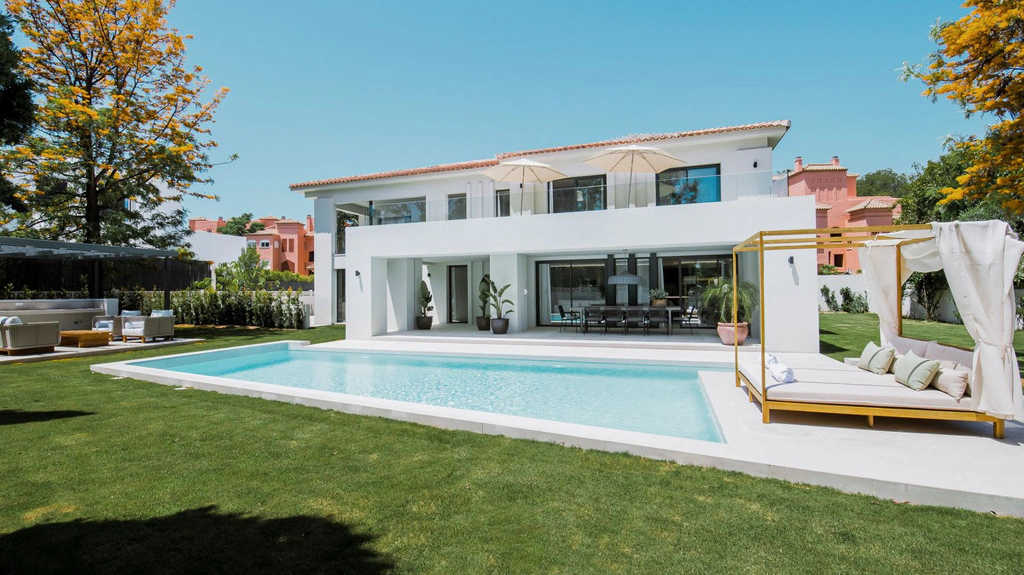 Villa for sale in Marbella