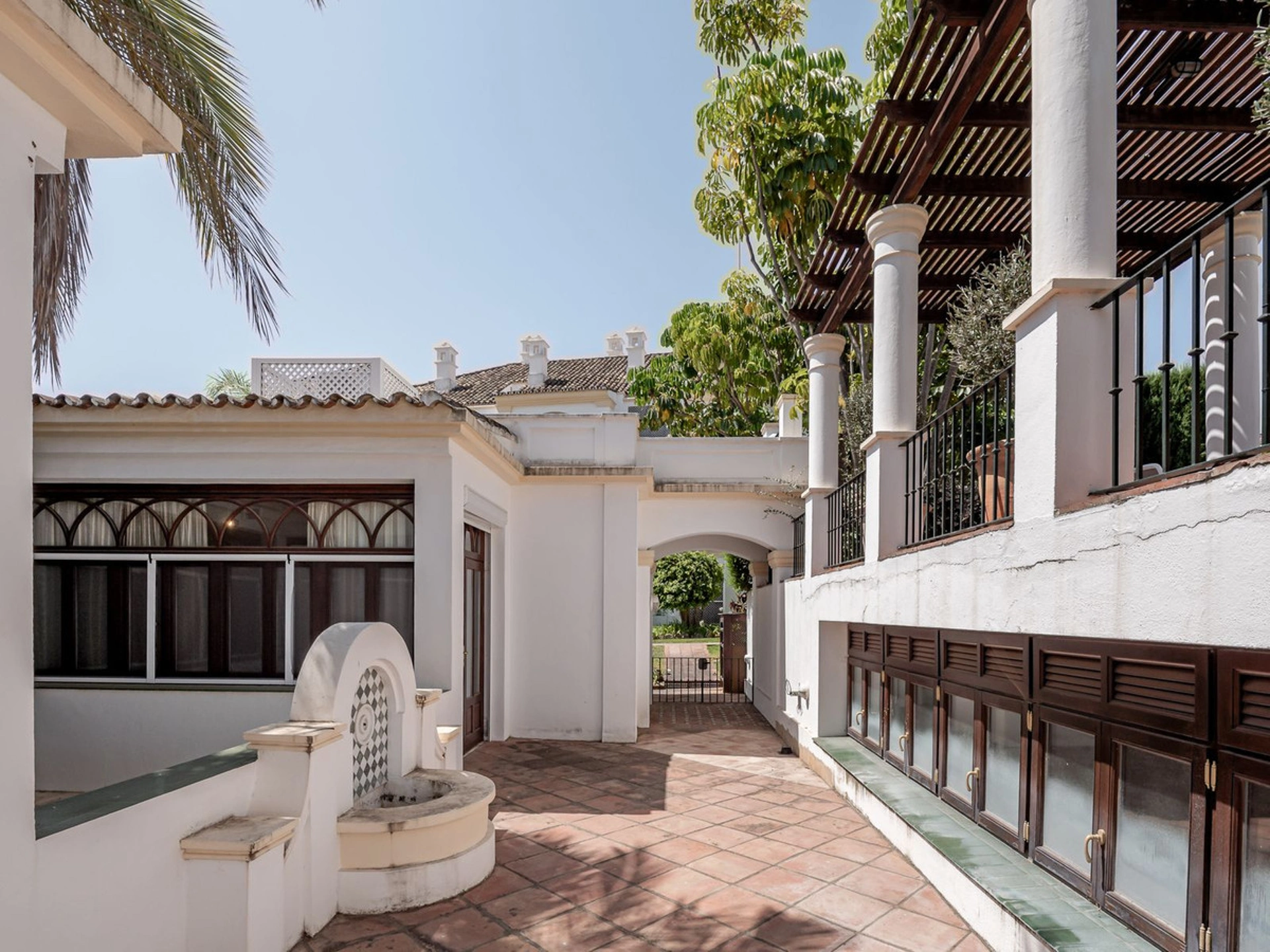 Villa for sale in Marbella