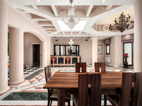 Villa for sale in Marbella