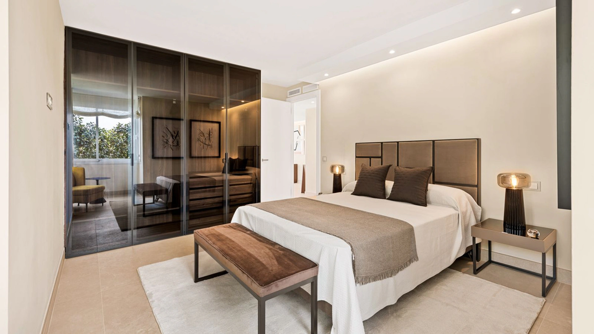 Apartment for sale in Marbella Golden Mile