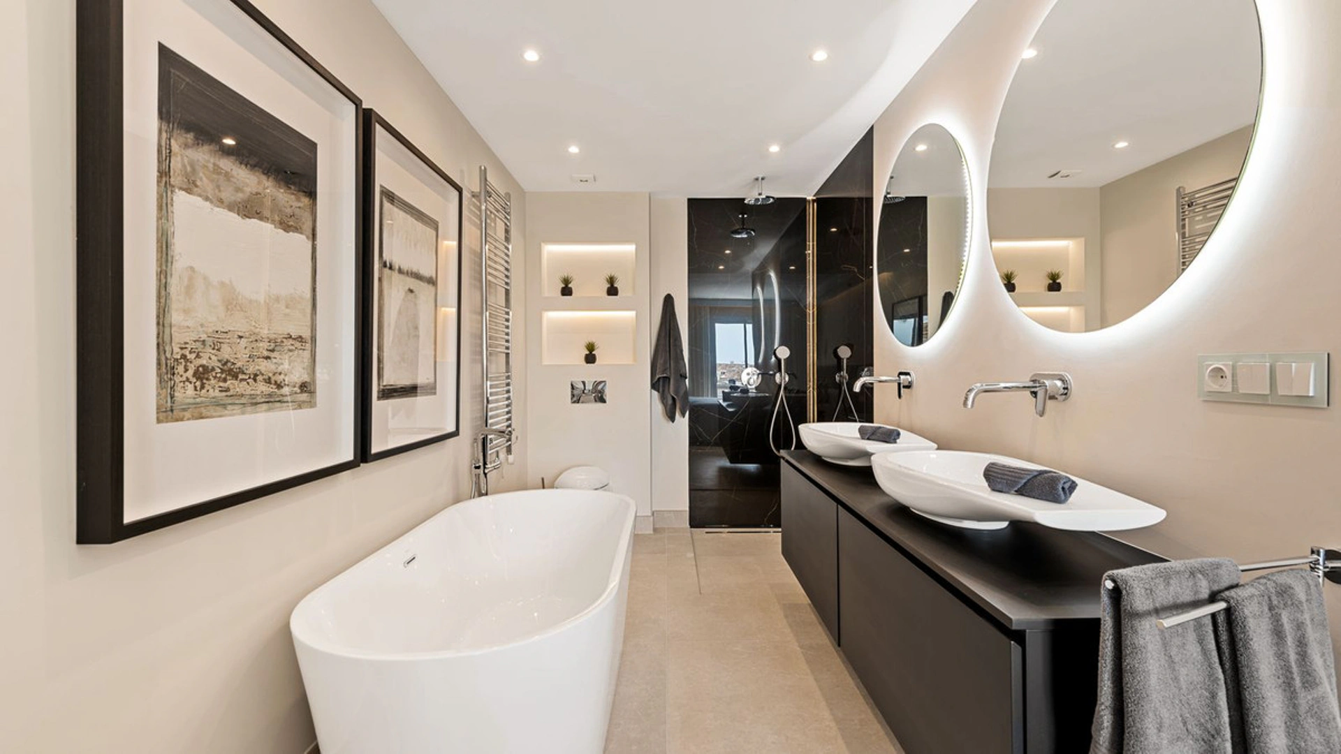 Apartment for sale in Marbella Golden Mile