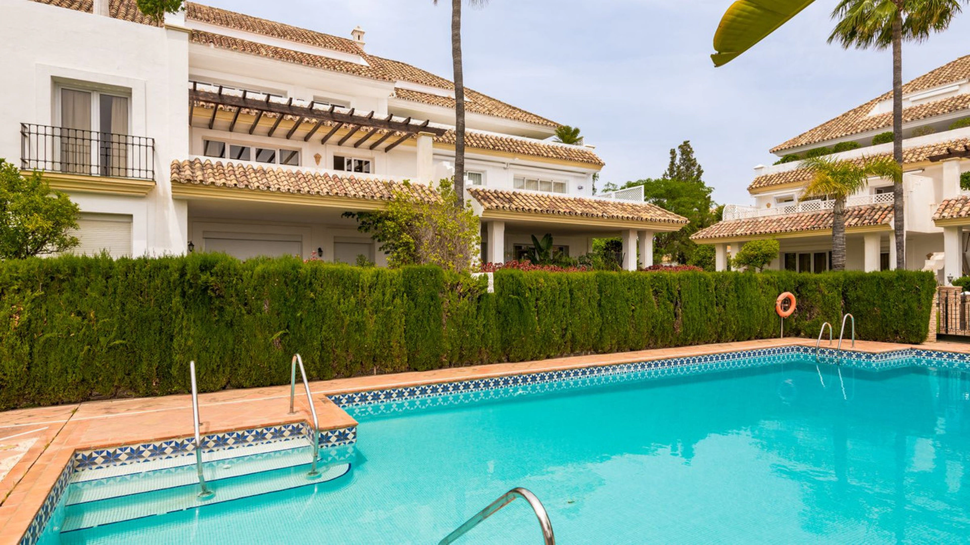 Apartment for sale in Marbella Golden Mile