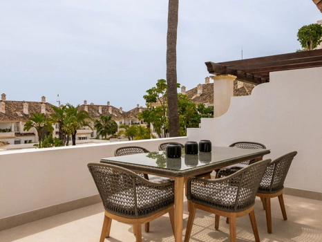 Apartment for sale in Marbella Golden Mile