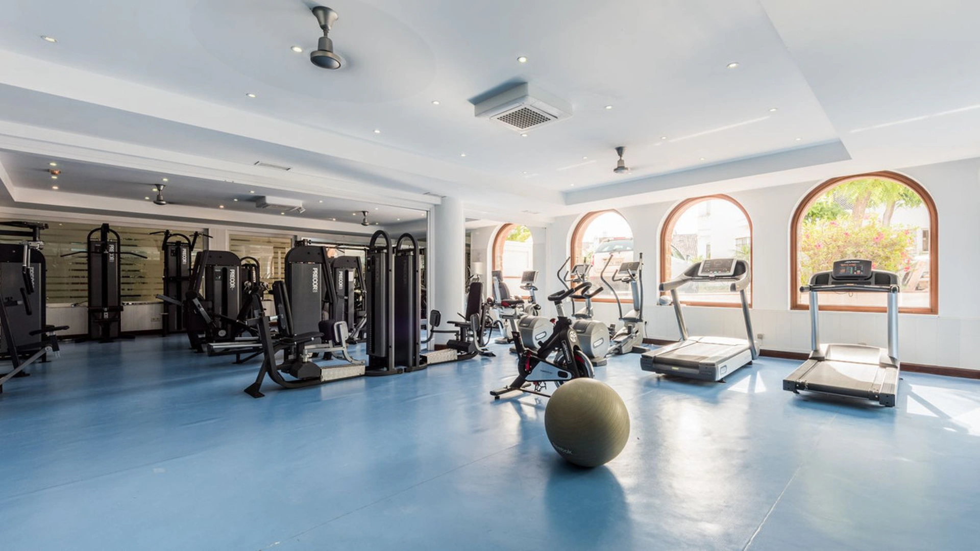 Apartment for sale in Marbella Golden Mile