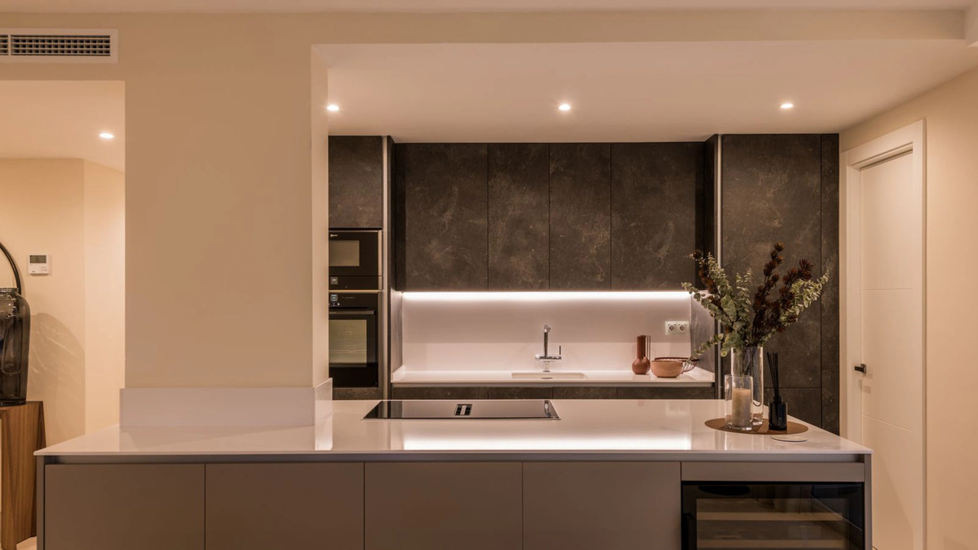 Apartment for sale in Marbella Golden Mile