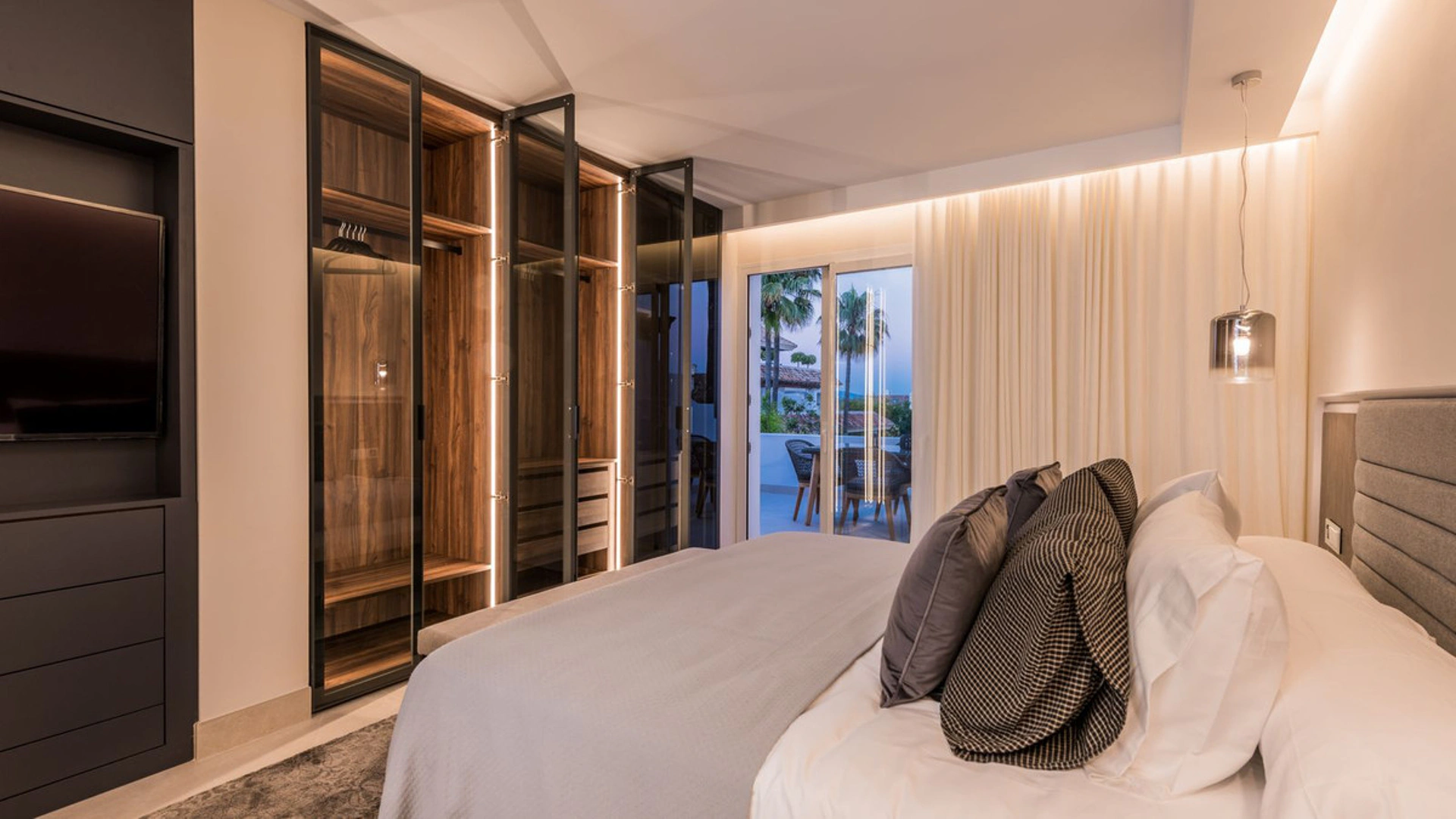 Apartment for sale in Marbella Golden Mile