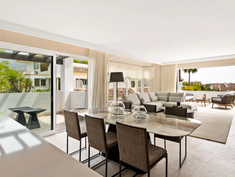 Apartment for sale in Marbella Golden Mile