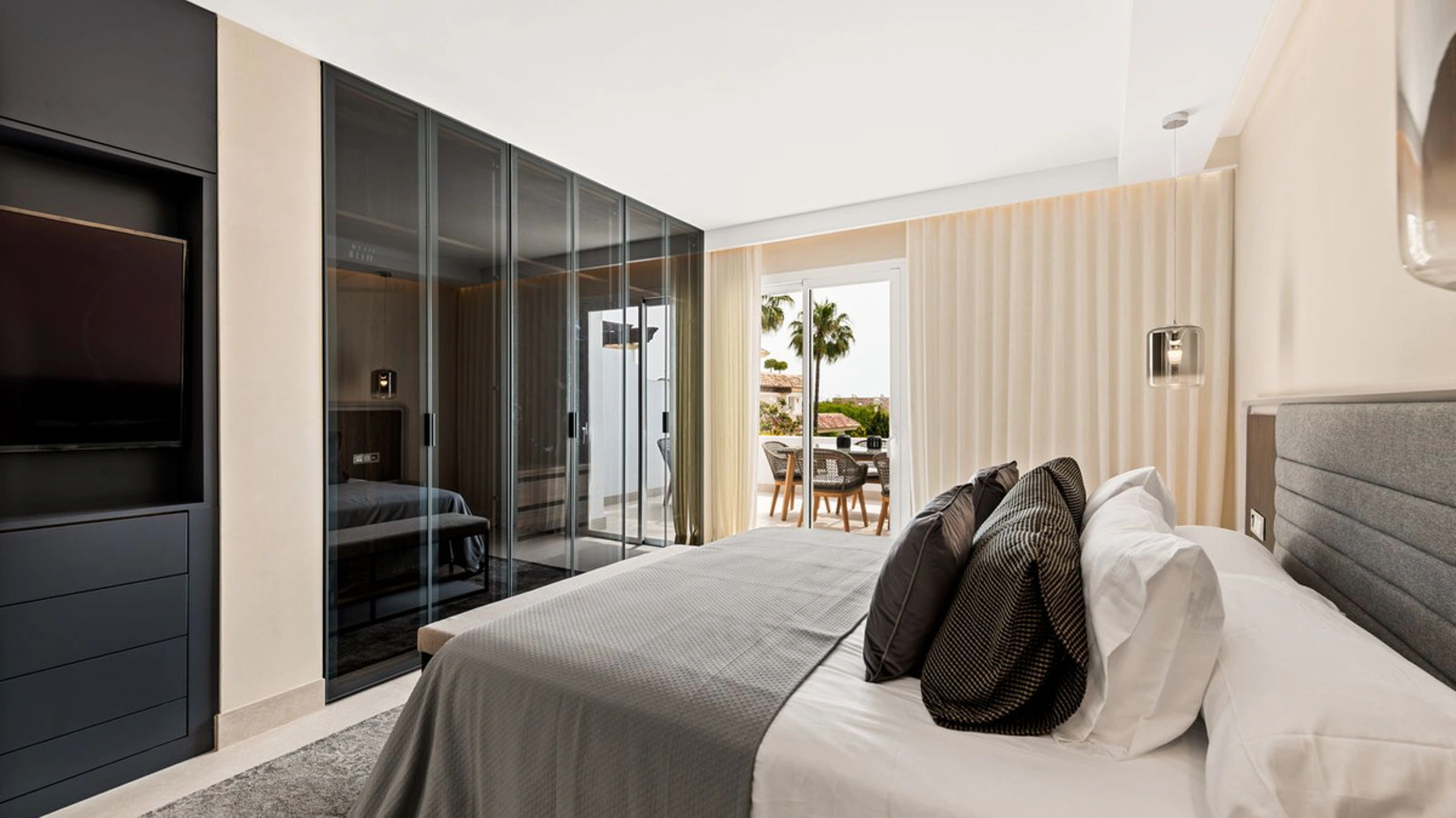 Apartment for sale in Marbella Golden Mile