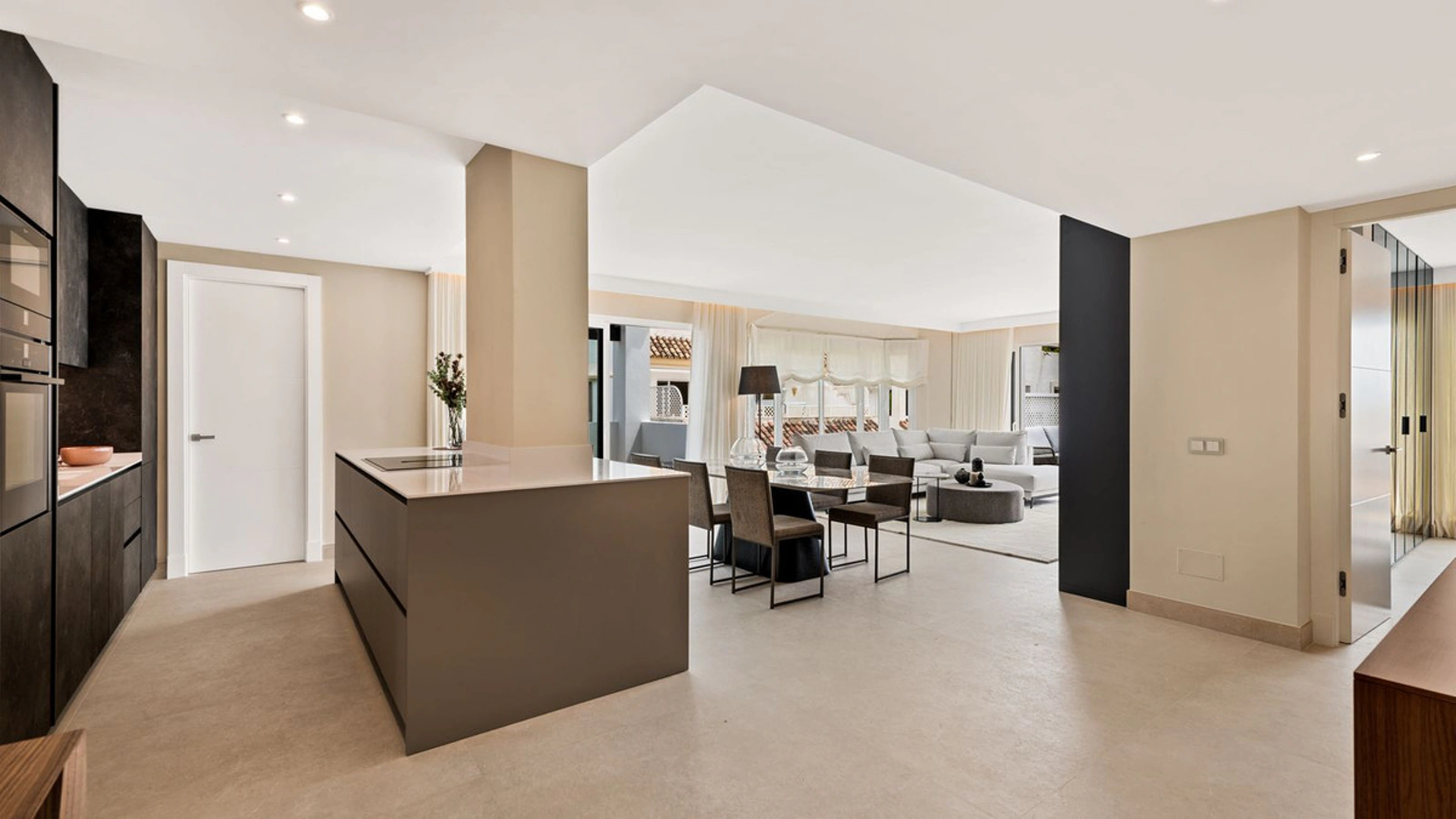 Apartment for sale in Marbella Golden Mile