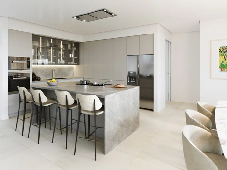 Apartment for sale in New Golden Mile, Estepona East