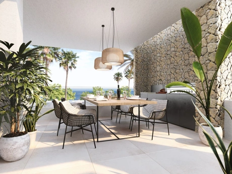 Apartment for sale in New Golden Mile, Estepona East