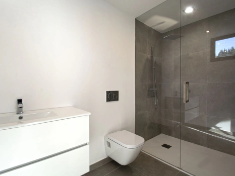 Villa for sale in Estepona