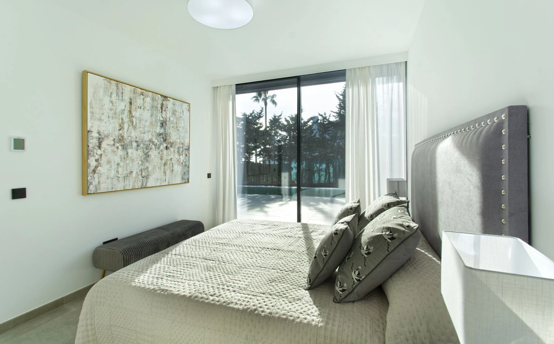 Villa for sale in Estepona