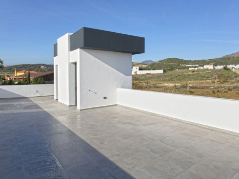 Villa for sale in Estepona