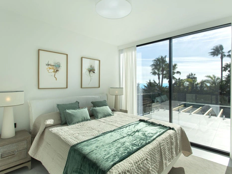 Villa for sale in Estepona