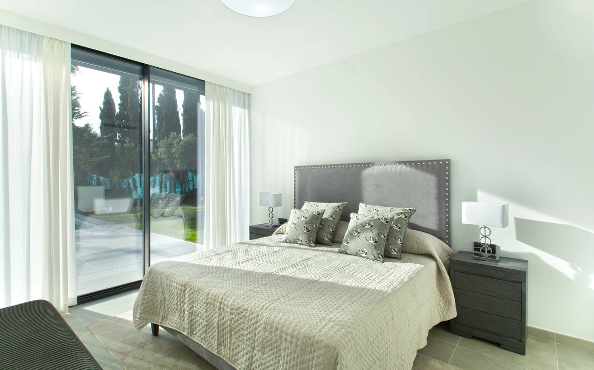 Villa for sale in Estepona