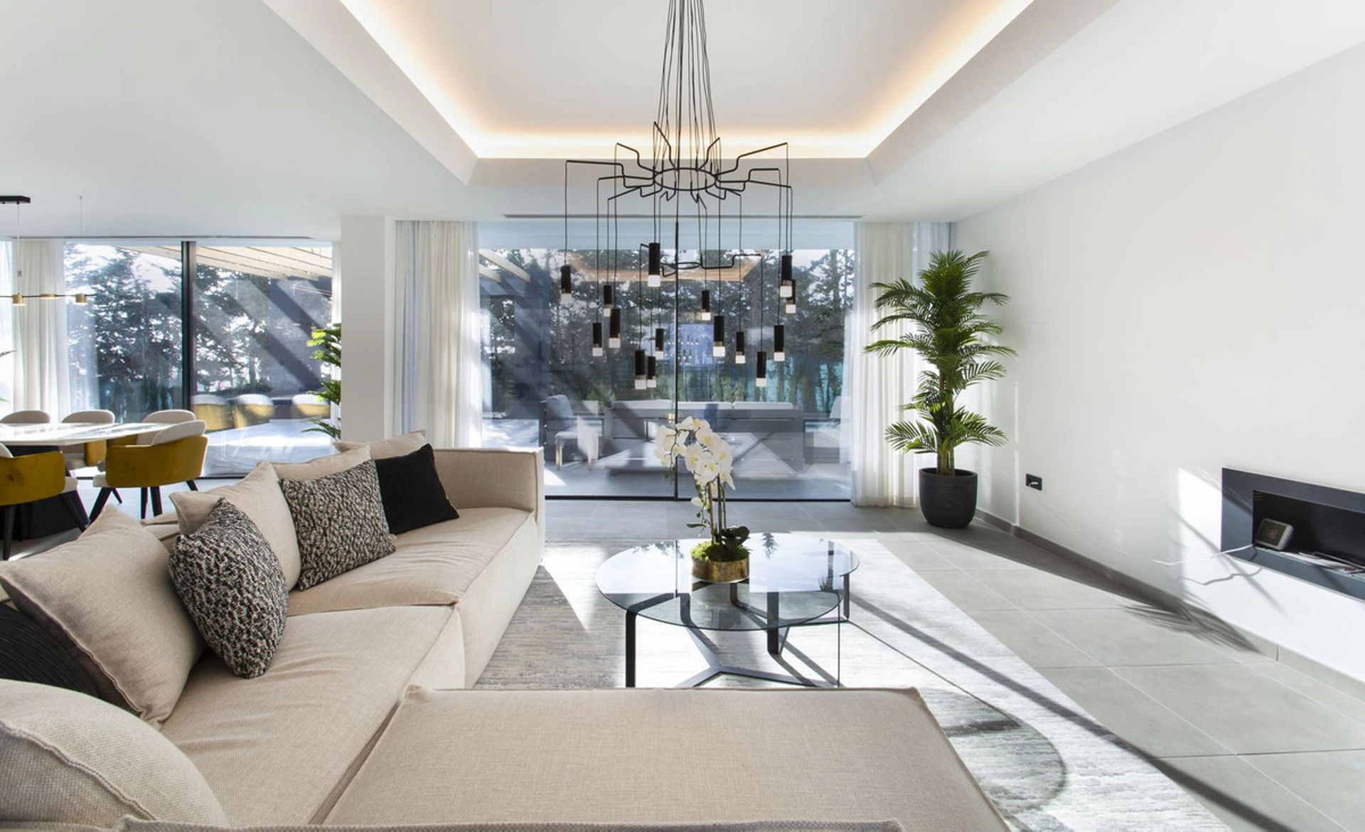 Villa for sale in Estepona