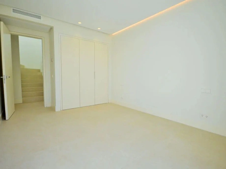 Villa for sale in Nueva Andalucia, Marbella