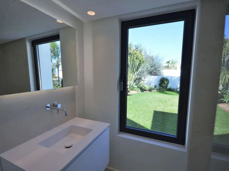 Villa for sale in Nueva Andalucia, Marbella