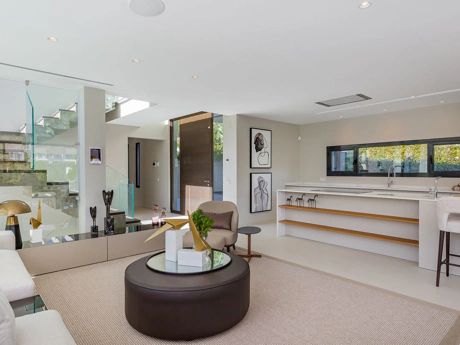 Villa for sale in Nueva Andalucia, Marbella