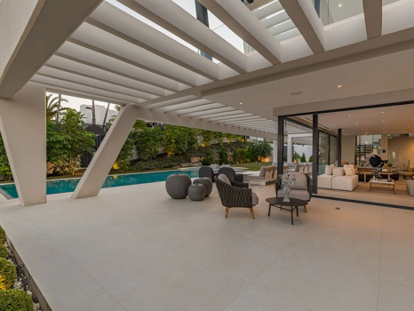 Villa for sale in Nueva Andalucia, Marbella