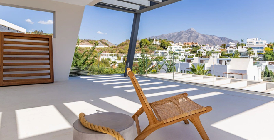 Villa for sale in Nueva Andalucia, Marbella