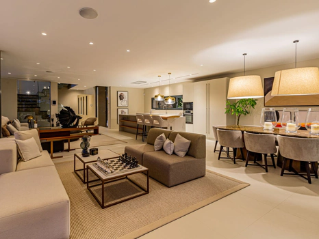 Villa for sale in Nueva Andalucia, Marbella