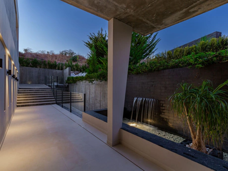 Villa for sale in Nueva Andalucia, Marbella