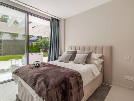 Villa for sale in Nueva Andalucia, Marbella