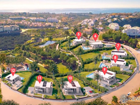 Villa for sale in Estepona