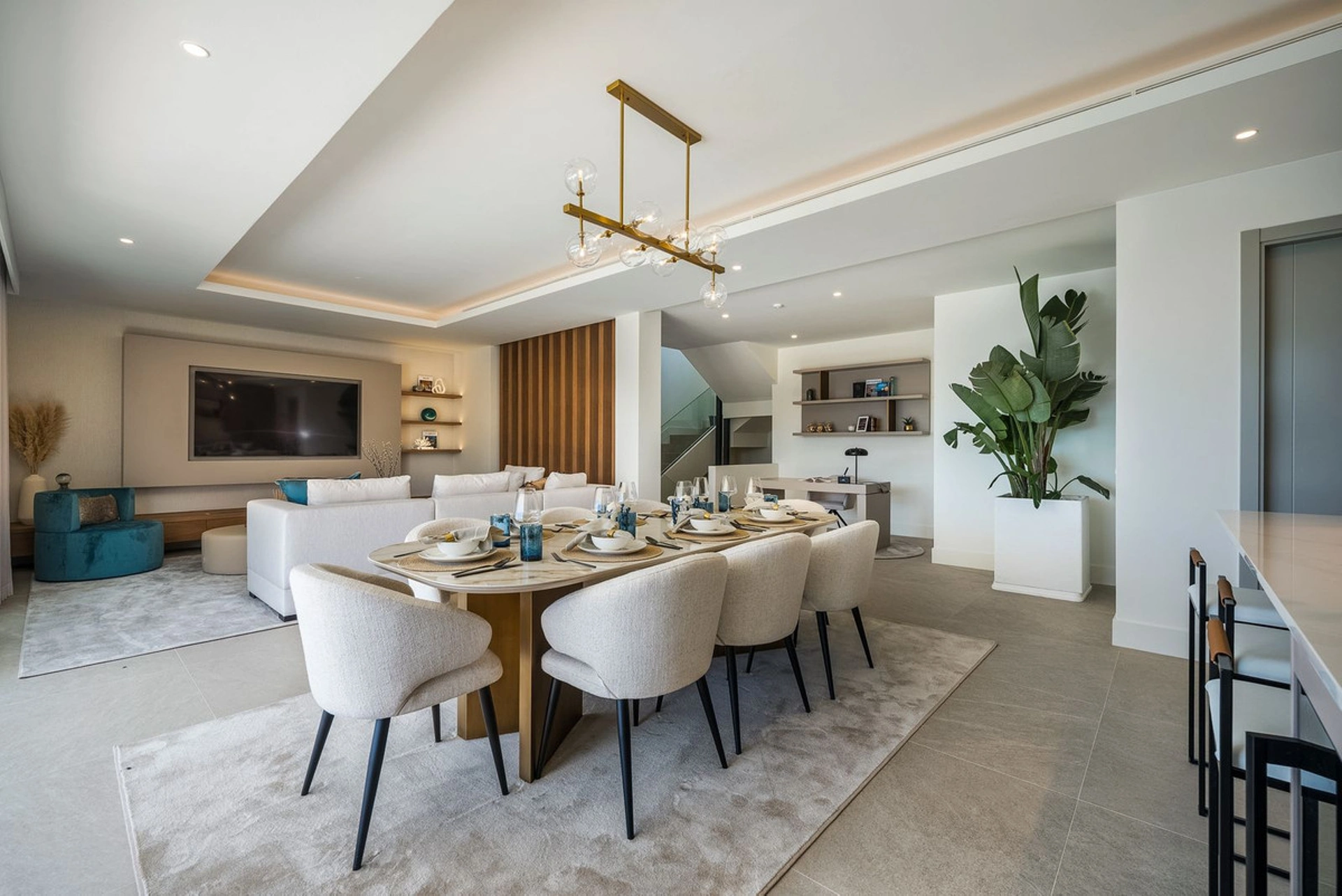 Villa for sale in Benahavis
