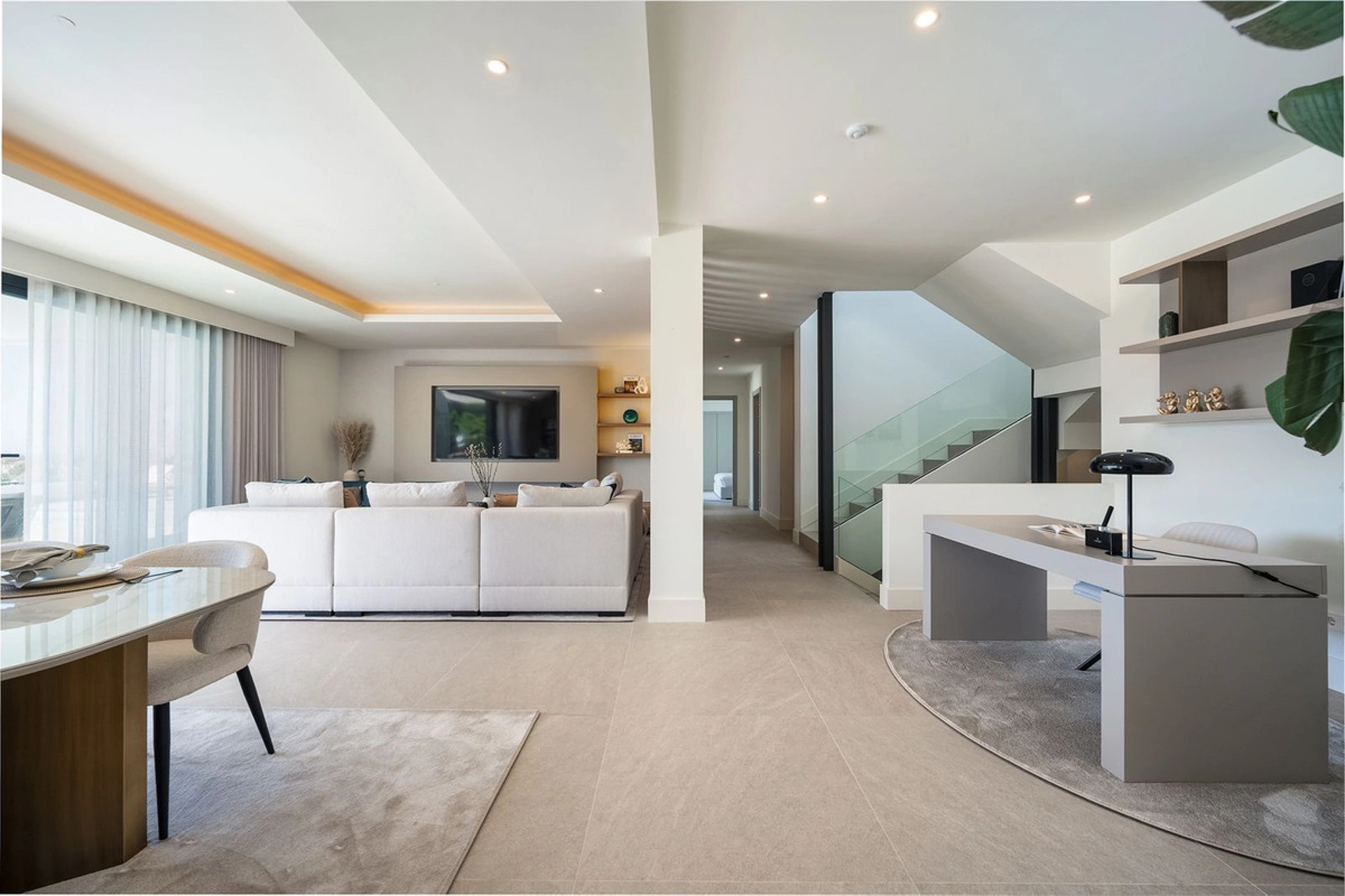 Villa for sale in Benahavis
