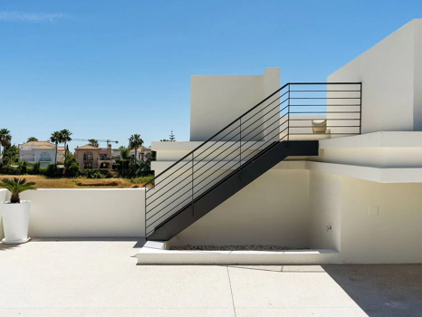 Villa for sale in Benahavis