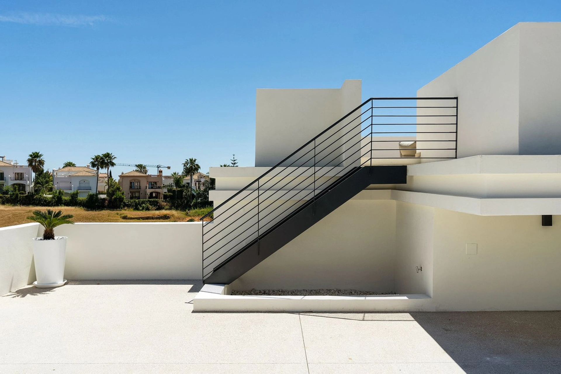 Villa for sale in Benahavis