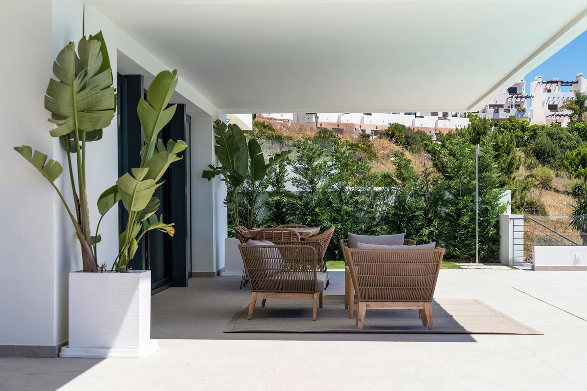 Villa for sale in Benahavis