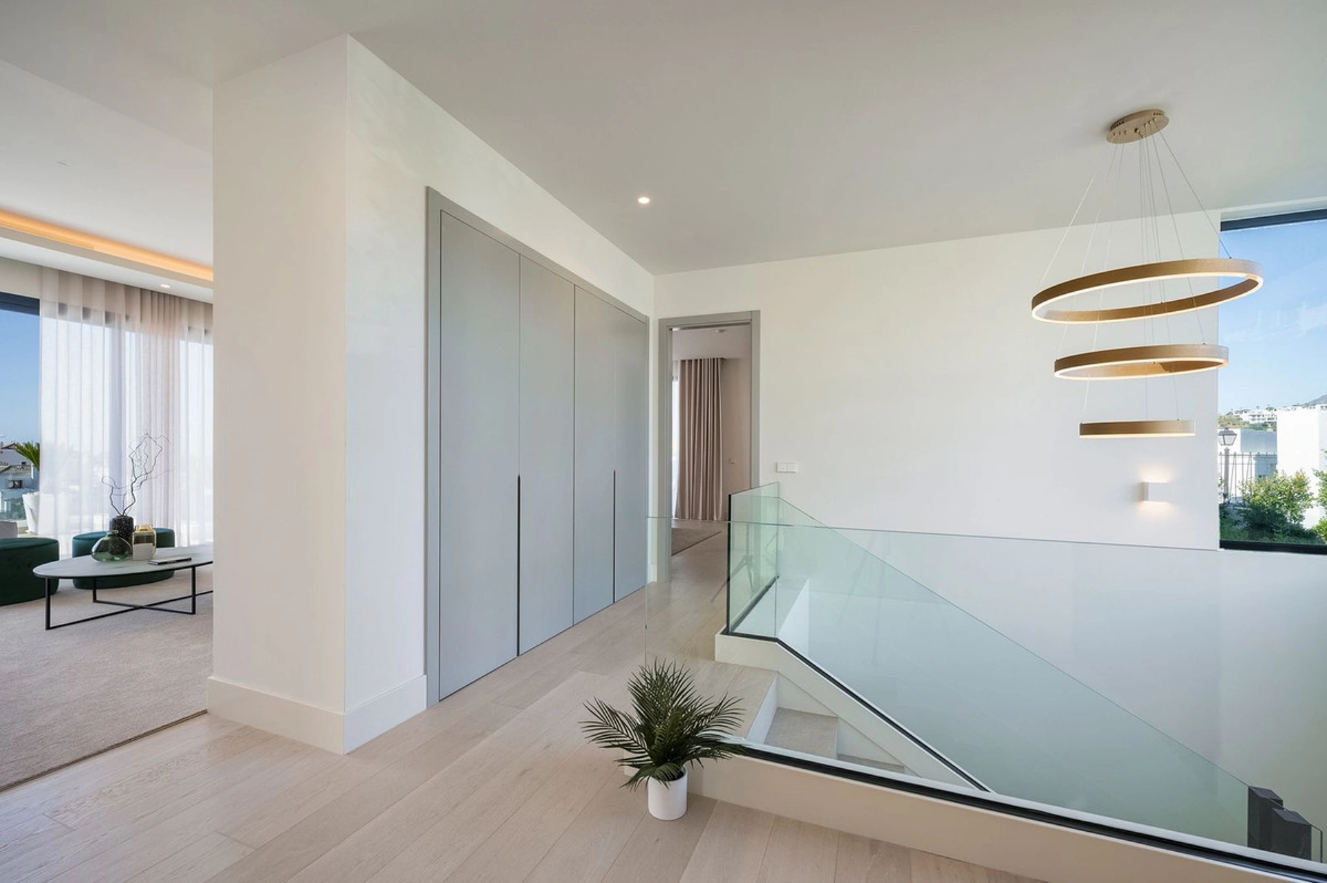 Villa for sale in Benahavis