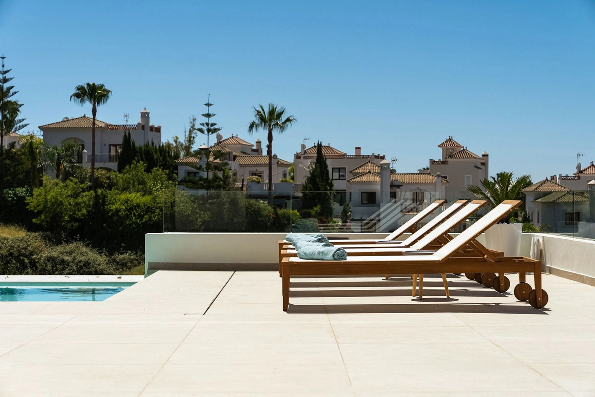 Villa for sale in Benahavis