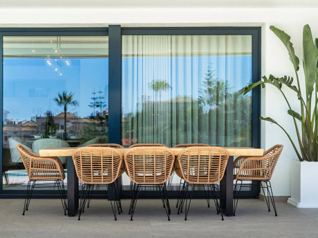 Villa for sale in Benahavis