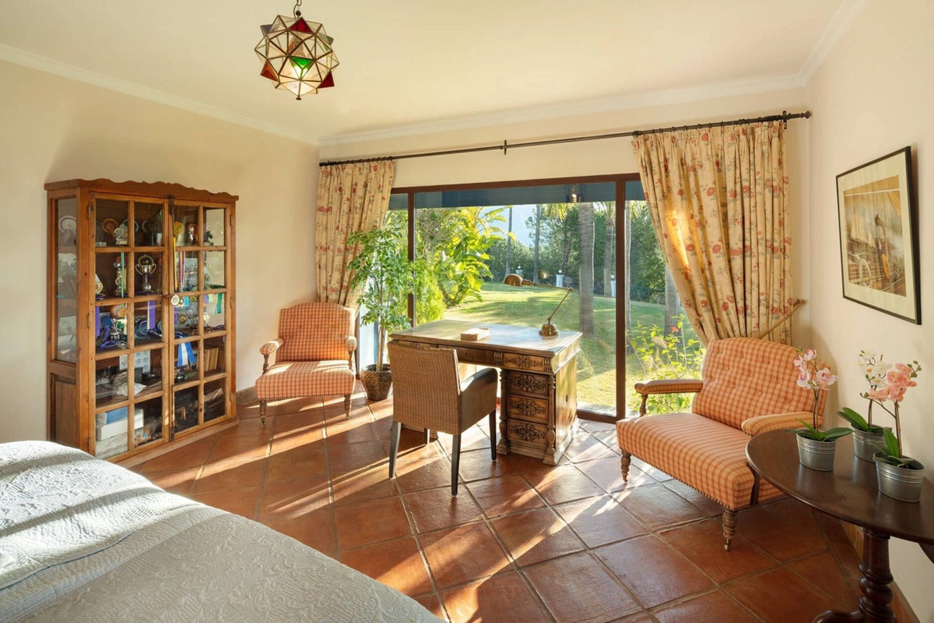 Villa for sale in Benahavis