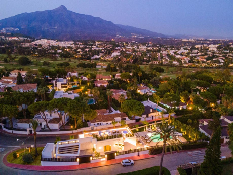 Villa for sale in Marbella